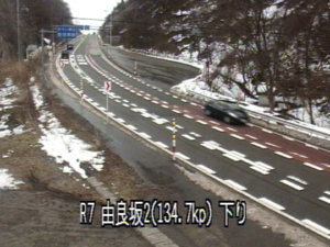 山形県鶴岡市 国道7号由良坂2のライブカメラ