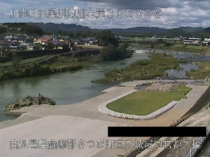 鹿児島県さつま町 川内川 宮都大橋のライブカメラ