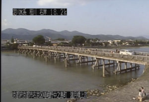 京都府京都市 桂川 嵐山渡月橋のライブカメラ