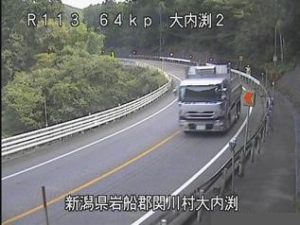 新潟県関川村 国道113号 関川村大内渕2のライブカメラ