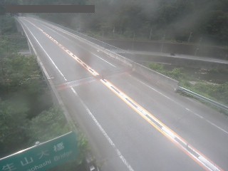 国道183号 日南町生山のライブカメラ|鳥取県日南町のサムネイル