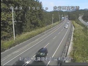 新潟県阿賀町 国道49号 阿賀町赤岩西高架橋のライブカメラ
