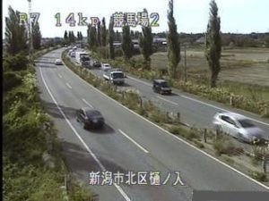 新潟県新潟市 国道7号 新潟市北区競馬場インターチェンジのライブカメラ