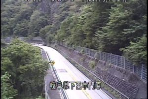 岐阜県下呂市 国道41号 門原神明神社前のライブカメラ
