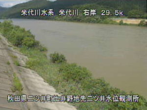 秋田県能代市 米代川 二ツ井水位観測所のライブカメラ