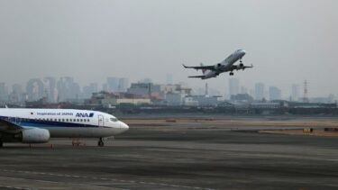 朝日新聞社格納庫から大阪国際空港（伊丹空港）のライブカメラ|大阪府池田市のサムネイル