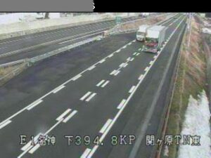 滋賀県米原市 名神高速道路 伊吹パーキングエリアのライブカメラ