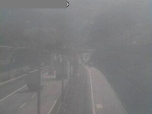 京都府大山崎町 名神高速道路 大山崎〜茨木インターチェンジ間のライブカメラ