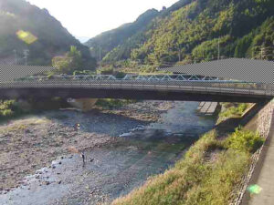 静岡県静岡市 興津川 和田島橋のライブカメラ
