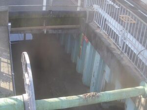 大阪府吹田市 上の川 千里山東公園前のライブカメラ