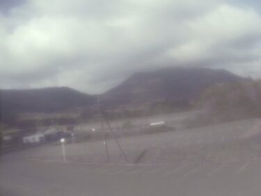 蒜山 ひるぜんベアバレースキｰ場駐車場のライブカメラ|岡山県真庭市のサムネイル