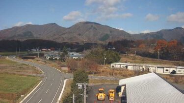 図書館駐車場 中蒜山のライブカメラ|岡山県真庭市のサムネイル