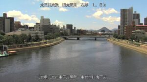 広島県広島市 旧太田川 中島神崎橋下流のライブカメラ
