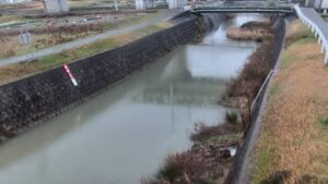 兵庫県明石市 赤根川 国道250号下流局のライブカメラ