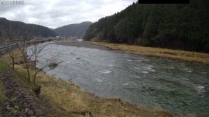 兵庫県新温泉町 岸田川 温泉局のライブカメラ
