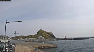 北海道利尻富士町 ペシ岬より鴛泊フェリーターミナルのライブカメラ