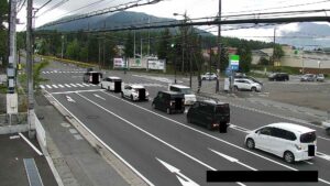 山梨県富士河口湖町 KTVより小立南交差点のライブカメラ