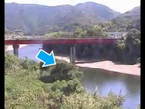 和歌山県日高川町 日高川 千鳥橋 下流(動画版)のライブカメラ