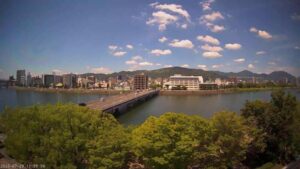 広島県広島市 上野学園ホールから旧太田川(本川) 北大橋のライブカメラ