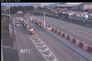 兵庫県神戸市 神戸港港島トンネル新港側出入口のライブカメラ