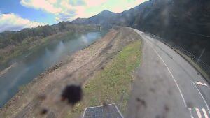 島根県美郷町 江の川 左岸 吾郷大橋46.4kのライブカメラ