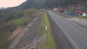 島根県川本町 江の川 右岸 三島32.4kのライブカメラ
