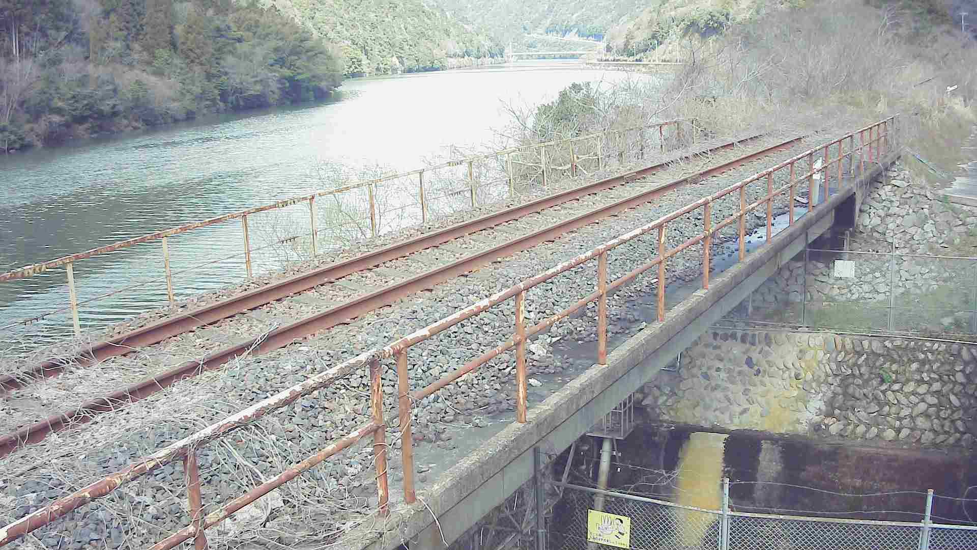 江の川 右岸 潮村63.7kのライブカメラ|島根県美郷町のサムネイル