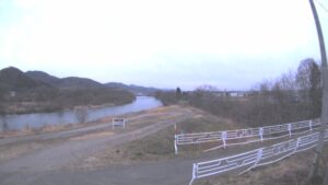 岩手県盛岡市 北上川 上流 133.2km右岸のライブカメラ
