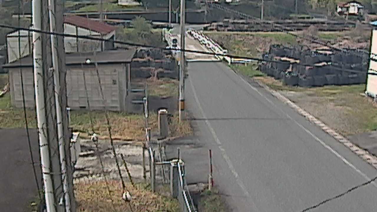 江の川 左岸 谷34.3kのライブカメラ|島根県川本町のサムネイル