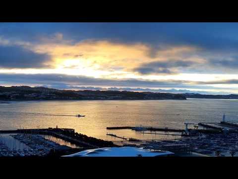 WITH SEA江の島から相模湾のライブカメラ|神奈川県藤沢市のサムネイル